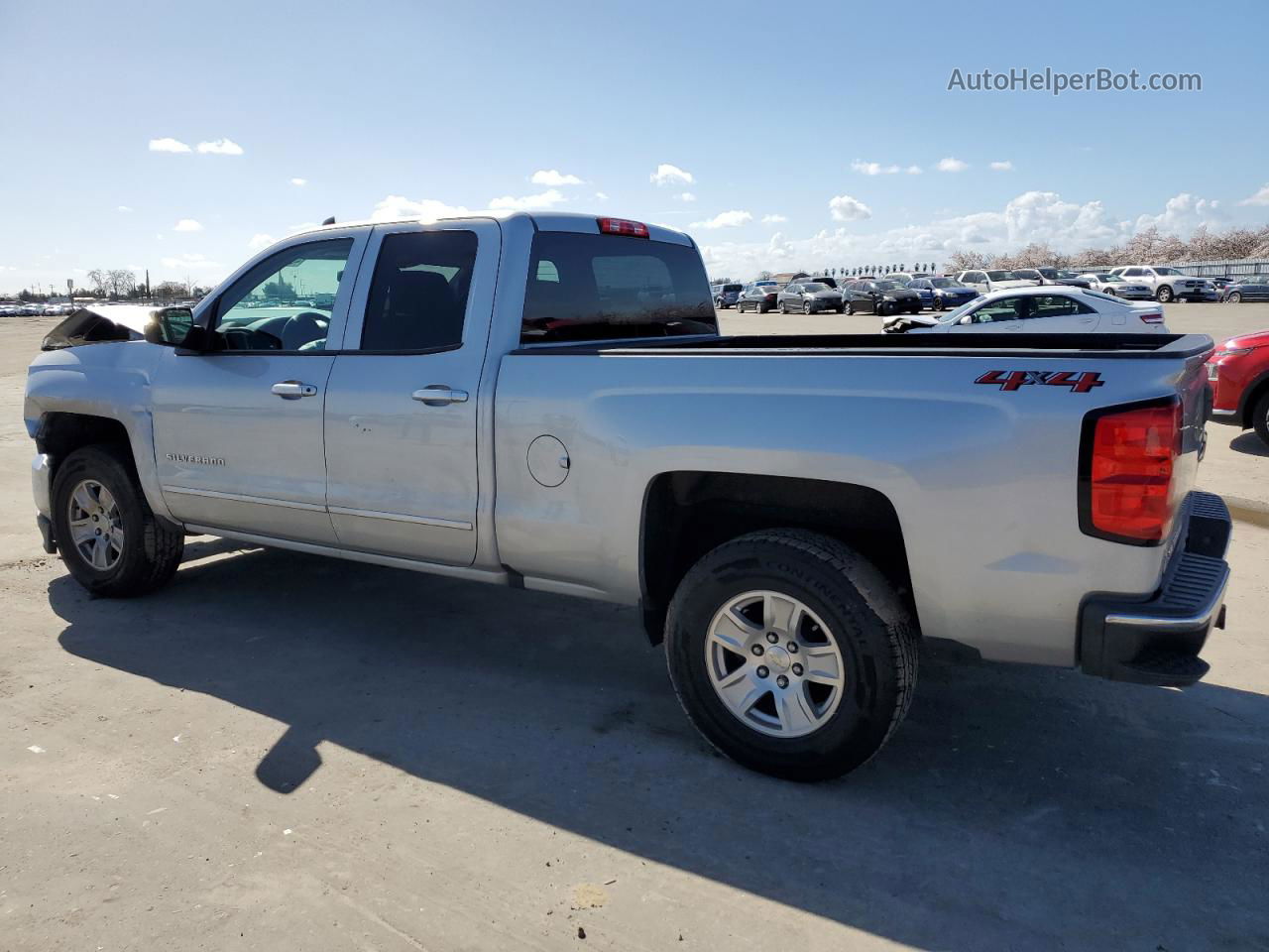 2018 Chevrolet Silverado K1500 Lt Silver vin: 1GCVKREH8JZ367194