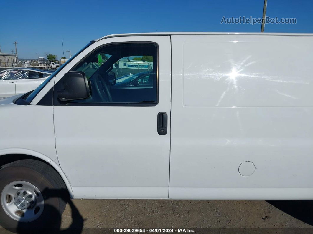 2017 Chevrolet Express 2500 Work Van White vin: 1GCWGAFF0H1145763