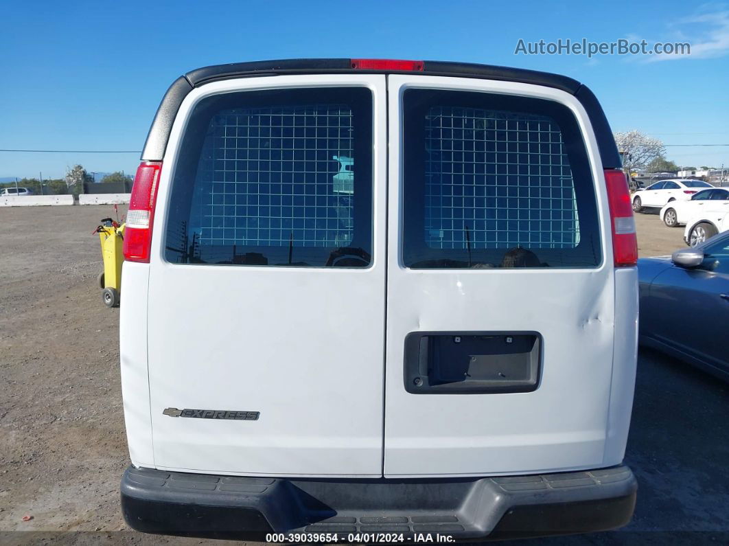 2017 Chevrolet Express 2500 Work Van White vin: 1GCWGAFF0H1145763