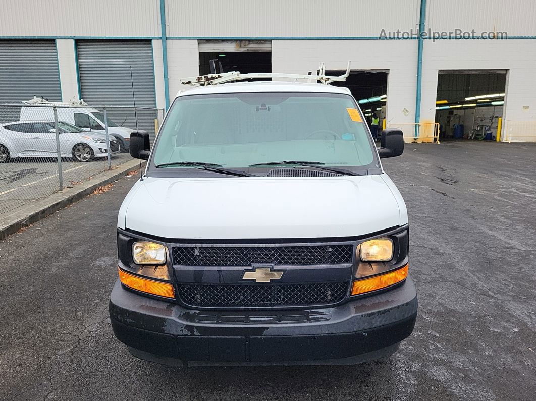 2017 Chevrolet Express G2500   vin: 1GCWGAFF0H1303017