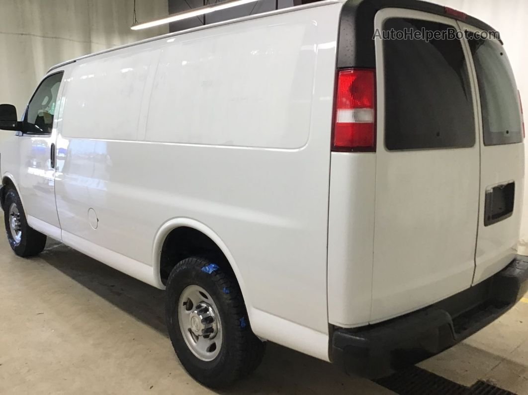 2017 Chevrolet Express Cargo Van   Неизвестно vin: 1GCWGAFF1H1116322