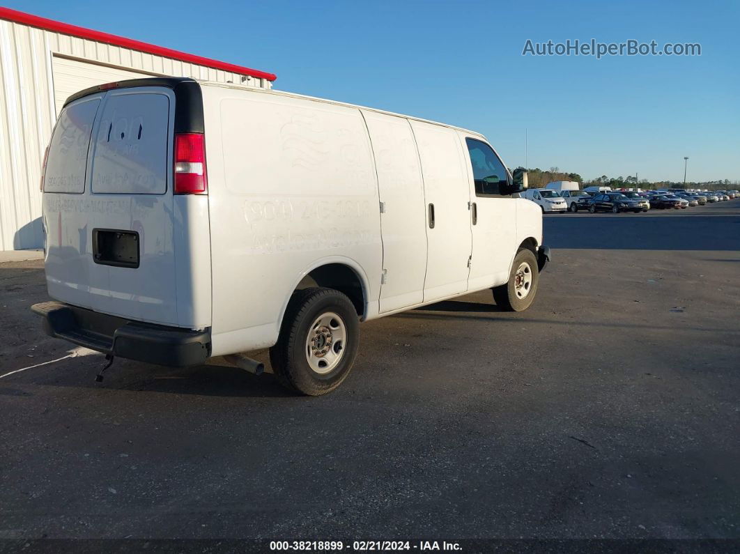 2017 Chevrolet Express   White vin: 1GCWGAFF1H1136389