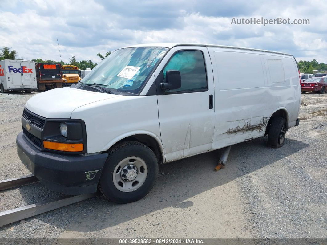 2017 Chevrolet Express 2500 Work Van Белый vin: 1GCWGAFF1H1322725