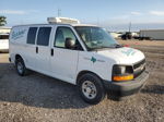 2017 Chevrolet Express G2500  White vin: 1GCWGAFF3H1115883