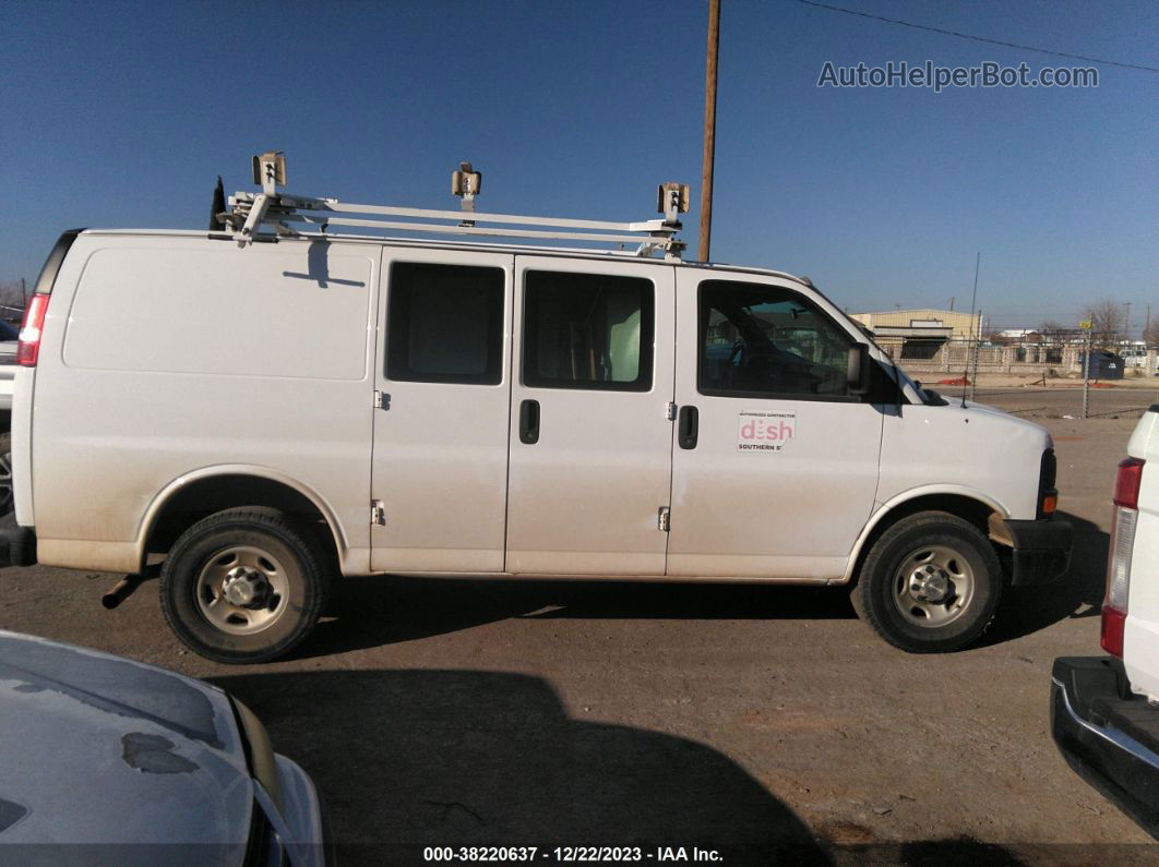 2017 Chevrolet Express 2500 Work Van White vin: 1GCWGAFF3H1117293