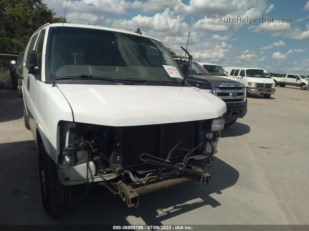 2017 Chevrolet Express Cargo Van   White vin: 1GCWGAFF5H1110765