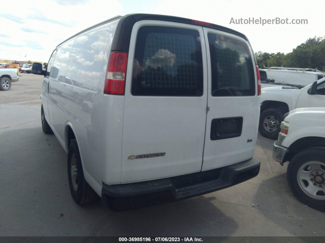 2017 Chevrolet Express Cargo Van   White vin: 1GCWGAFF5H1110765