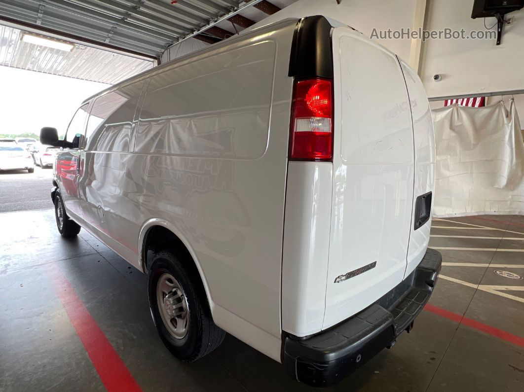 2017 Chevrolet Express Cargo Van   Unknown vin: 1GCWGAFF5H1342556