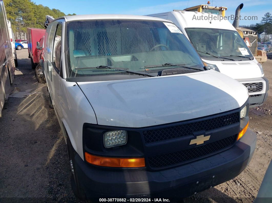 2017 Chevrolet Express 2500 Work Van Белый vin: 1GCWGAFF6H1204198