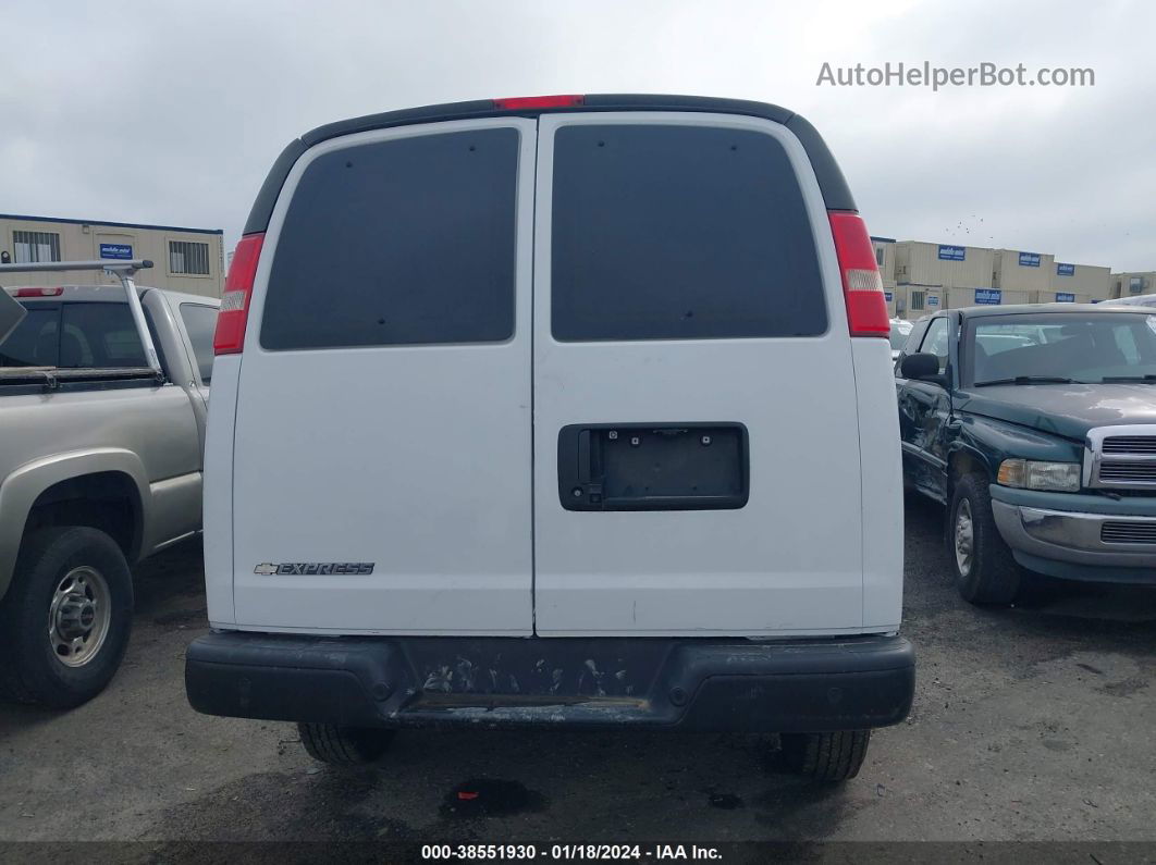 2017 Chevrolet Express 2500 Work Van White vin: 1GCWGAFF6H1349239