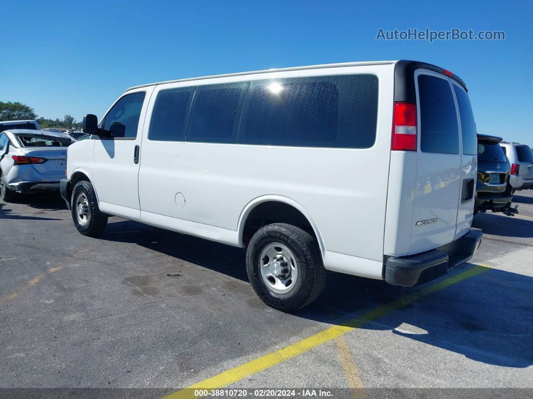 2017 Chevrolet Express 2500 Work Van White vin: 1GCWGAFF7H1308179