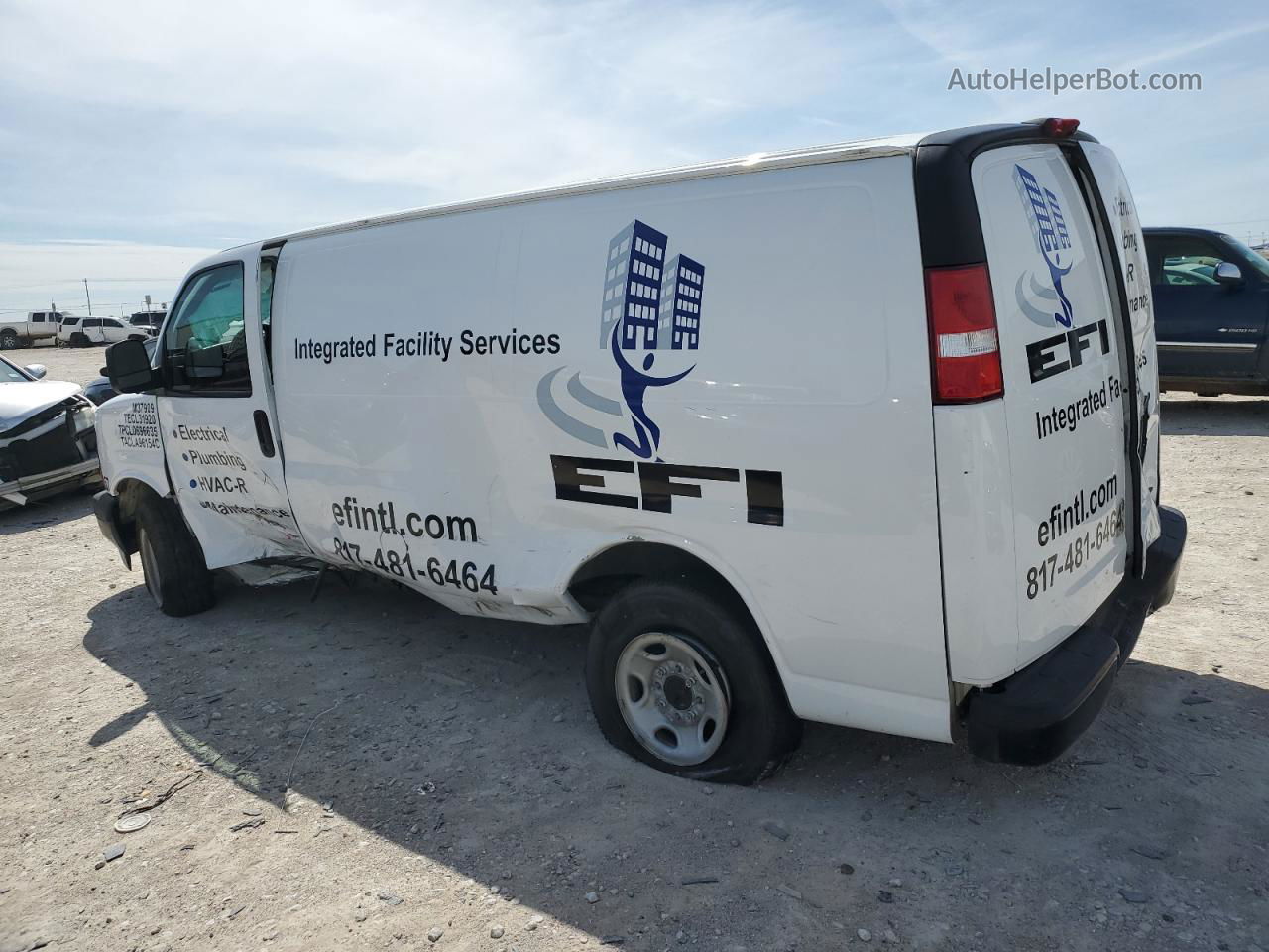 2017 Chevrolet Express G2500  White vin: 1GCWGAFF9H1225126