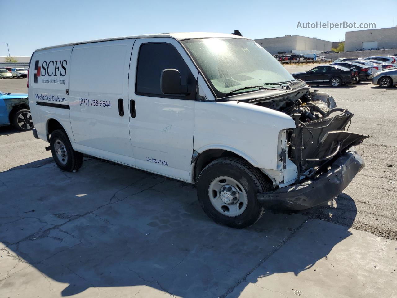 2017 Chevrolet Express G2500  White vin: 1GCWGAFF9H1328935