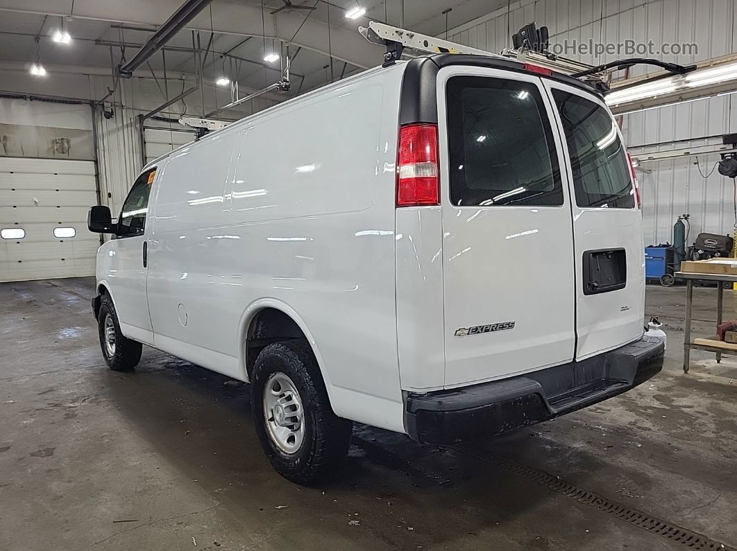 2017 Chevrolet Express 2500 Work Van White vin: 1GCWGAFFXH1245997