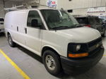 2017 Chevrolet Express G2500   White vin: 1GCWGAFFXH1344884