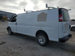 2017 Chevrolet Express G2500  Белый vin: 1GCWGBFF8H1110247