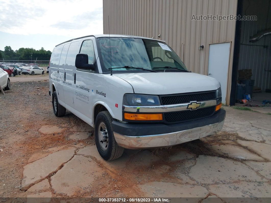 2017 Chevrolet Express Cargo Van   White vin: 1GCZGGFG5H1348544