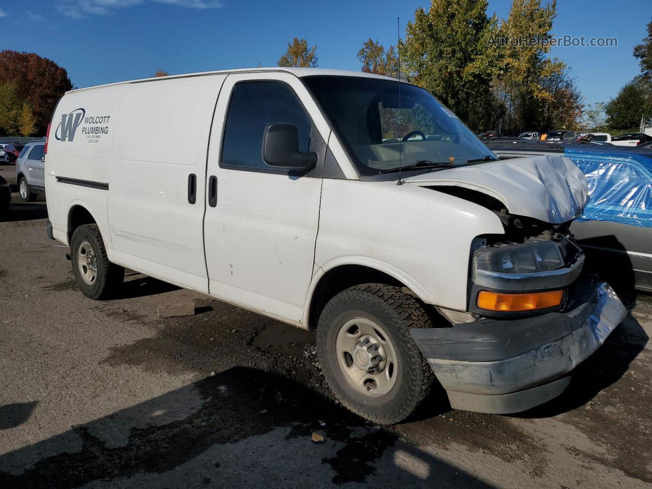 2017 Chevrolet Express G3500  White vin: 1GCZGGFG9H1126220