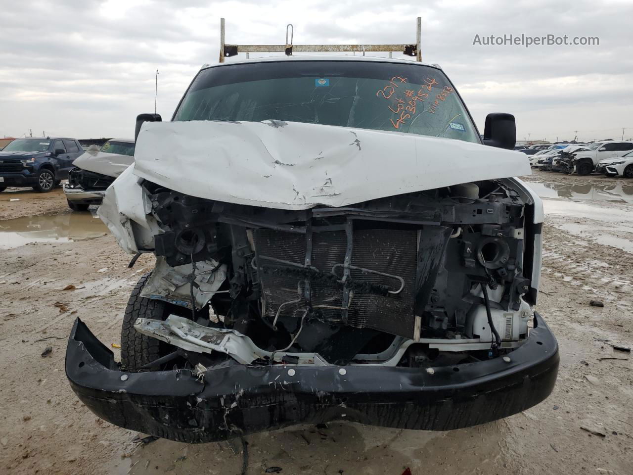 2017 Chevrolet Express G3500  White vin: 1GCZGHFG0H1138553