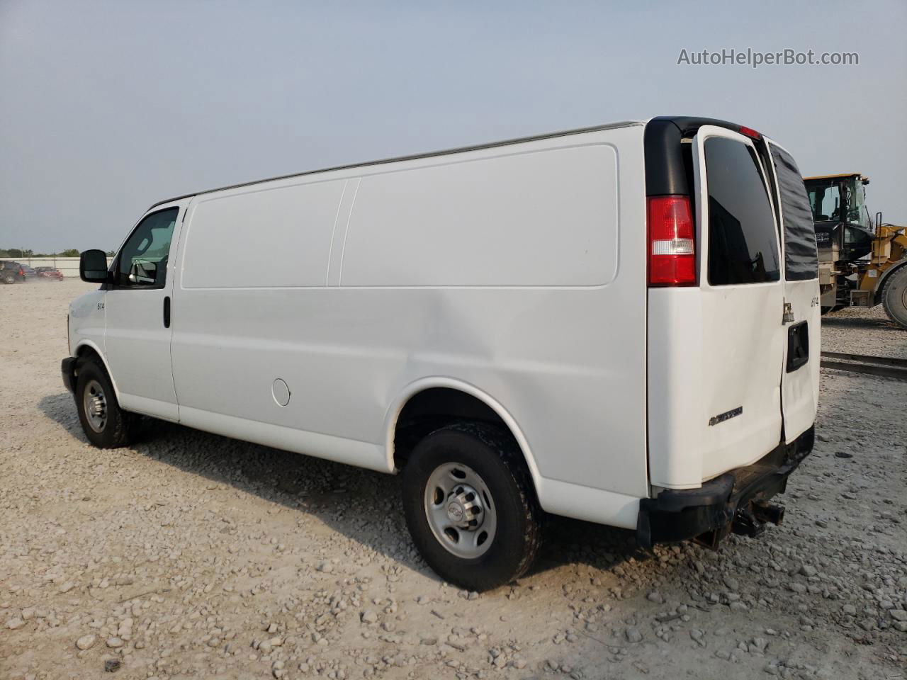 2017 Chevrolet Express G3500  White vin: 1GCZGHFG5H1109663