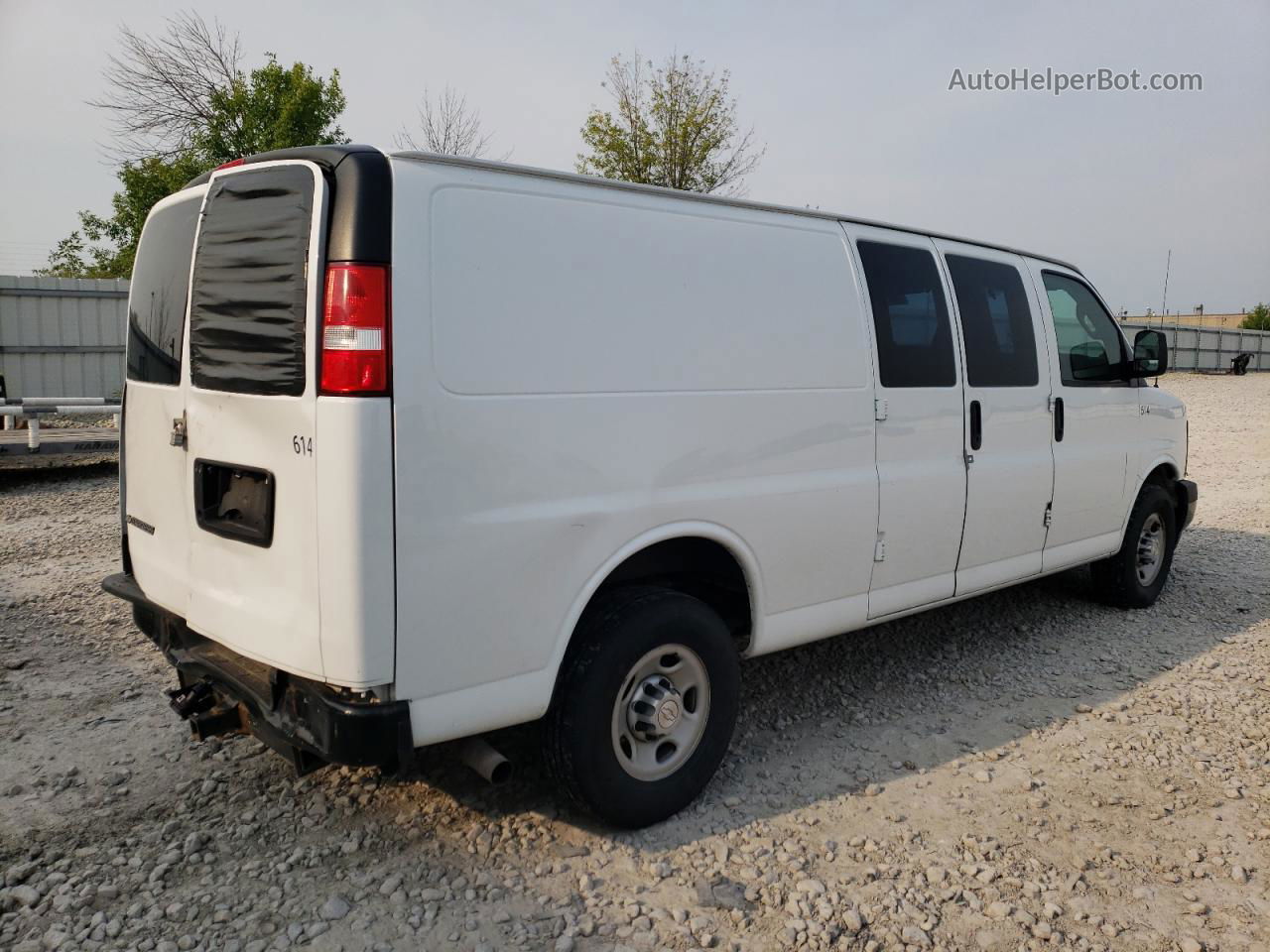 2017 Chevrolet Express G3500  Белый vin: 1GCZGHFG5H1109663