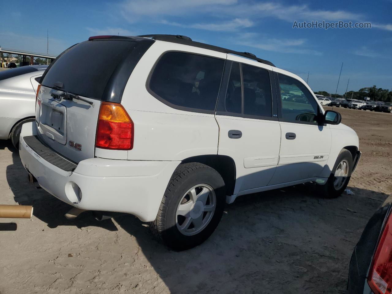 2003 Gmc Envoy  White vin: 1GKDS13S232208506