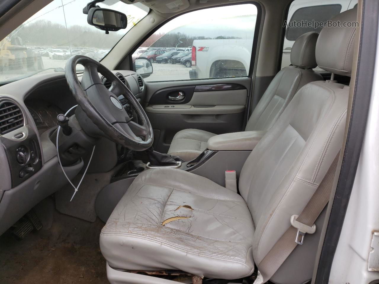 2005 Gmc Envoy  White vin: 1GKDS13S352329564