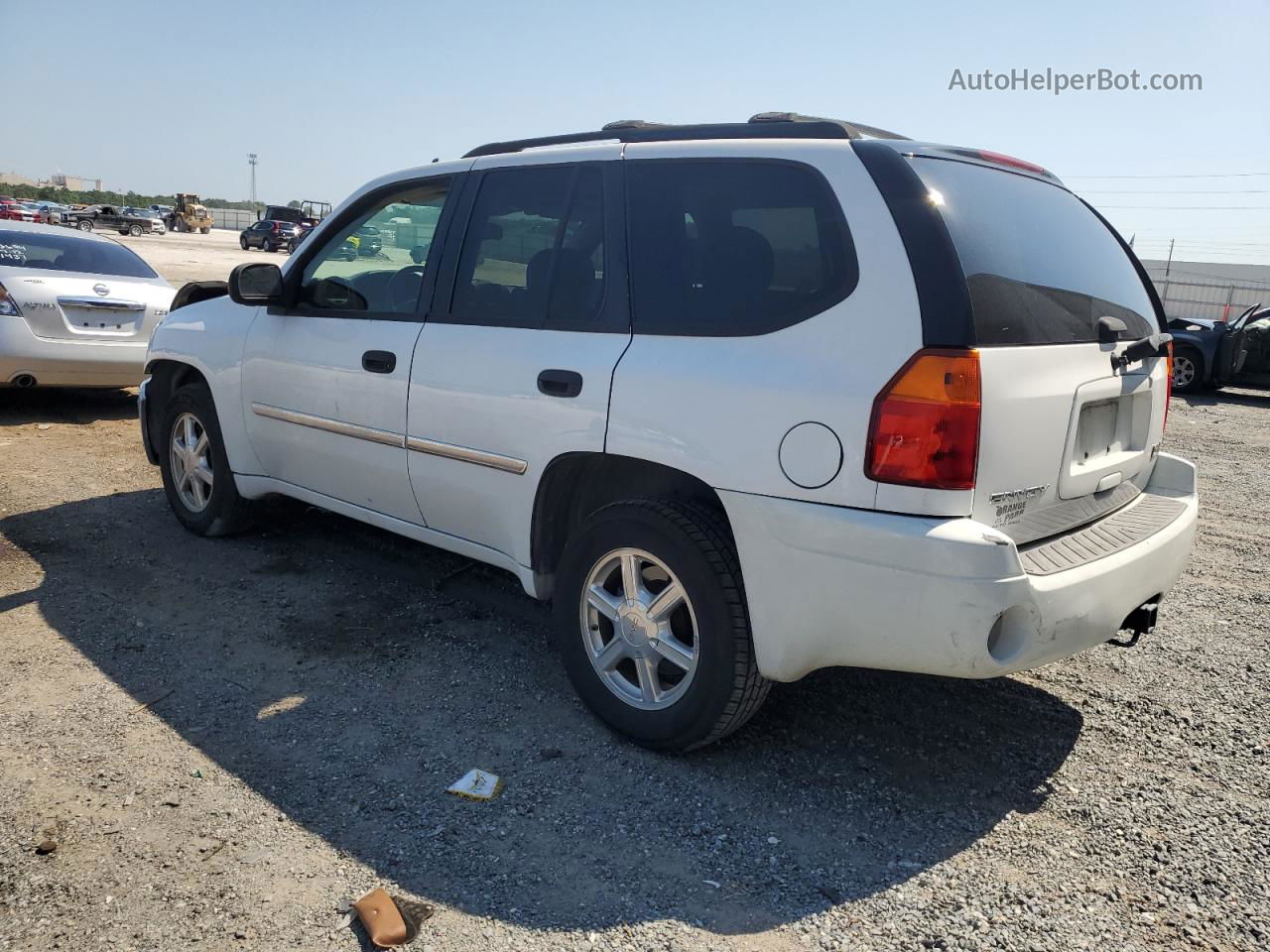 2008 Gmc Envoy  White vin: 1GKDS13S582121643