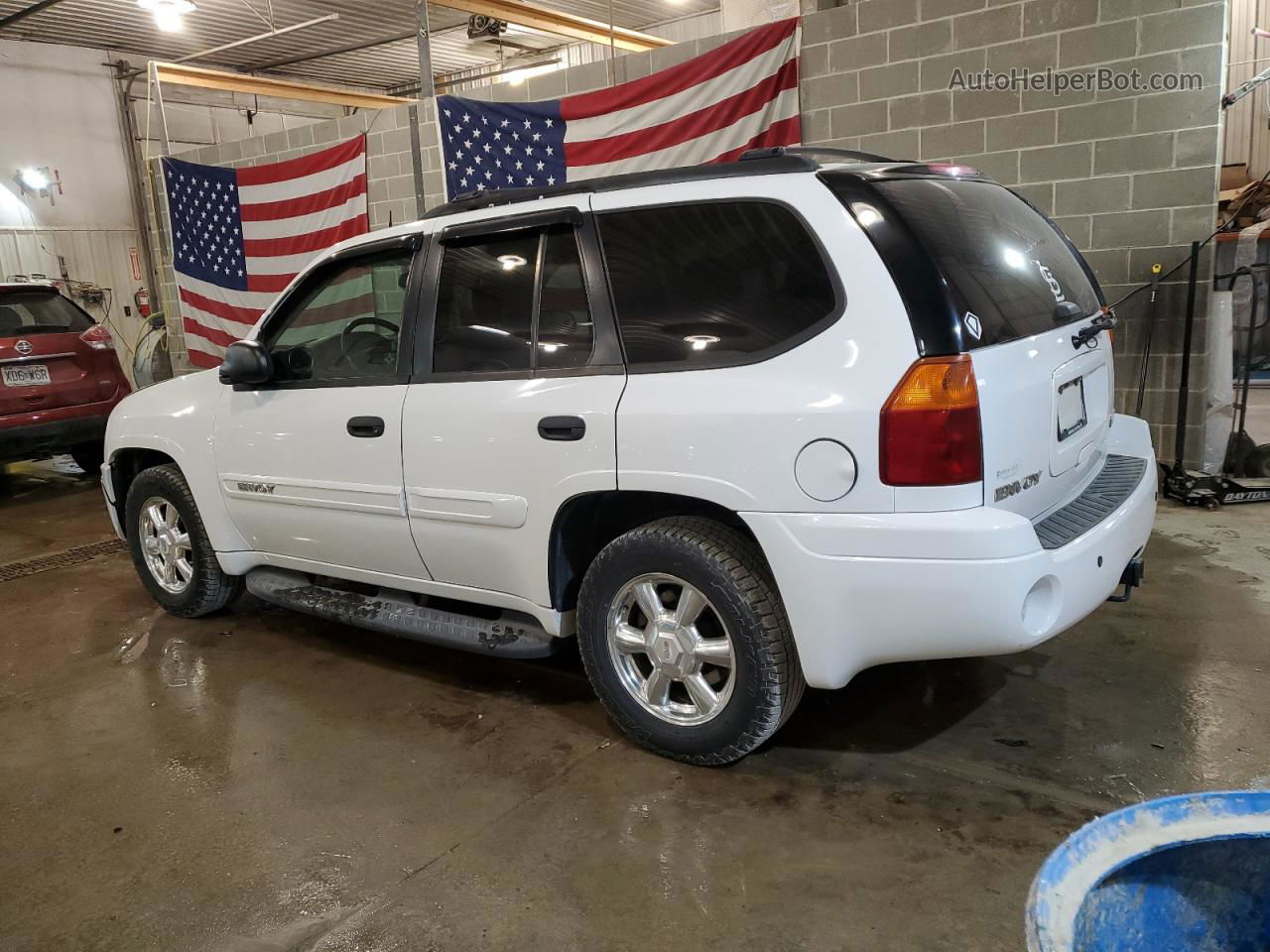 2005 Gmc Envoy  White vin: 1GKDT13S052330099