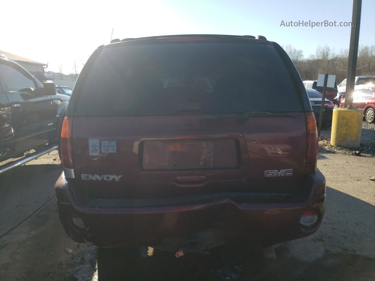 2003 Gmc Envoy  Maroon vin: 1GKDT13S332413152