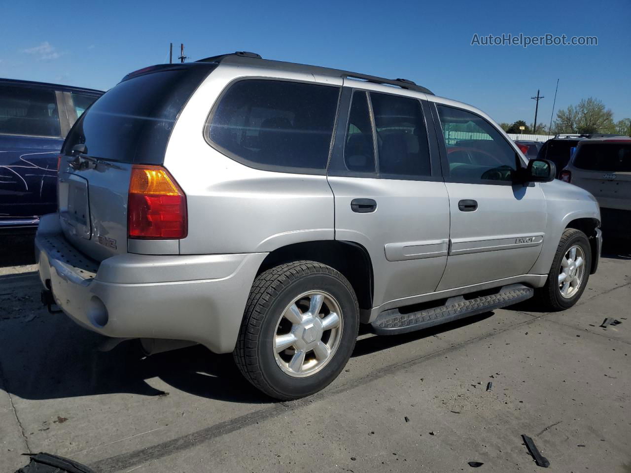 2004 Gmc Envoy  Silver vin: 1GKDT13S442245863