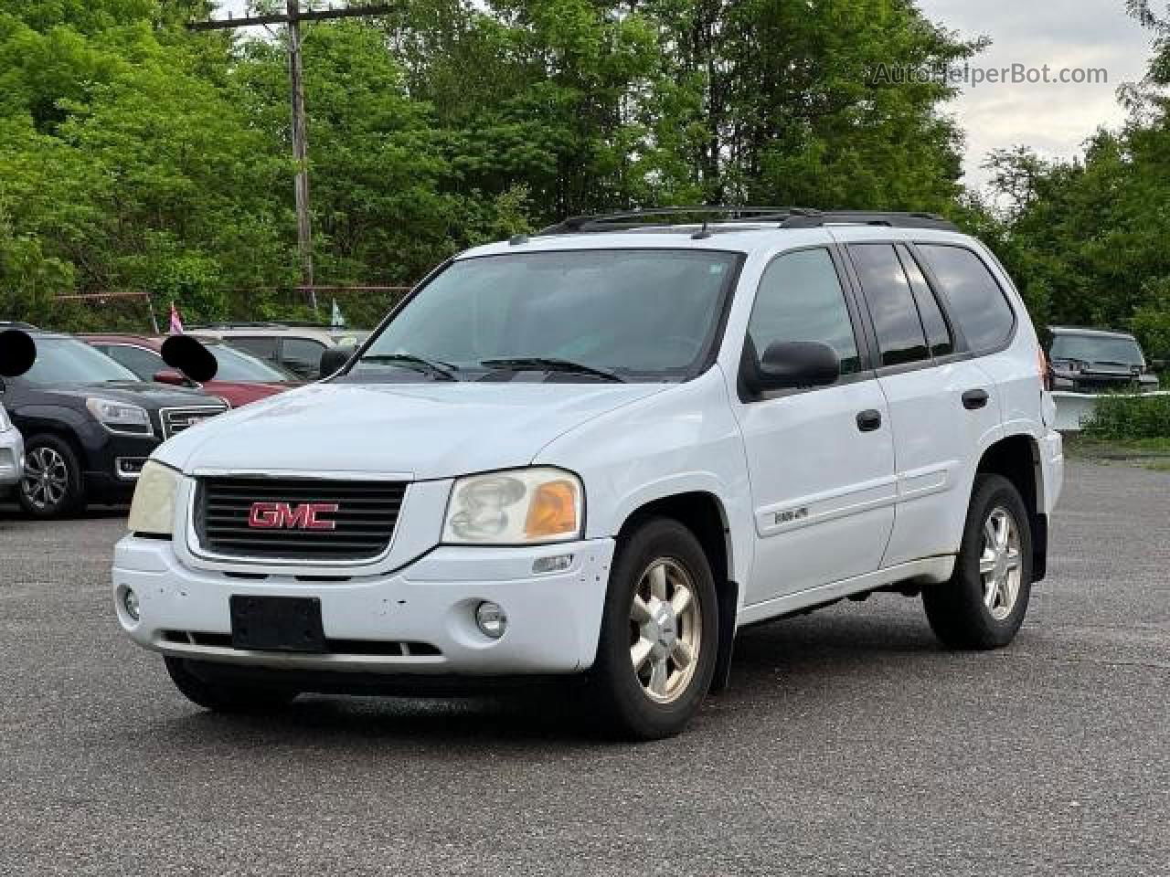 2005 Gmc Envoy  White vin: 1GKDT13S752311856