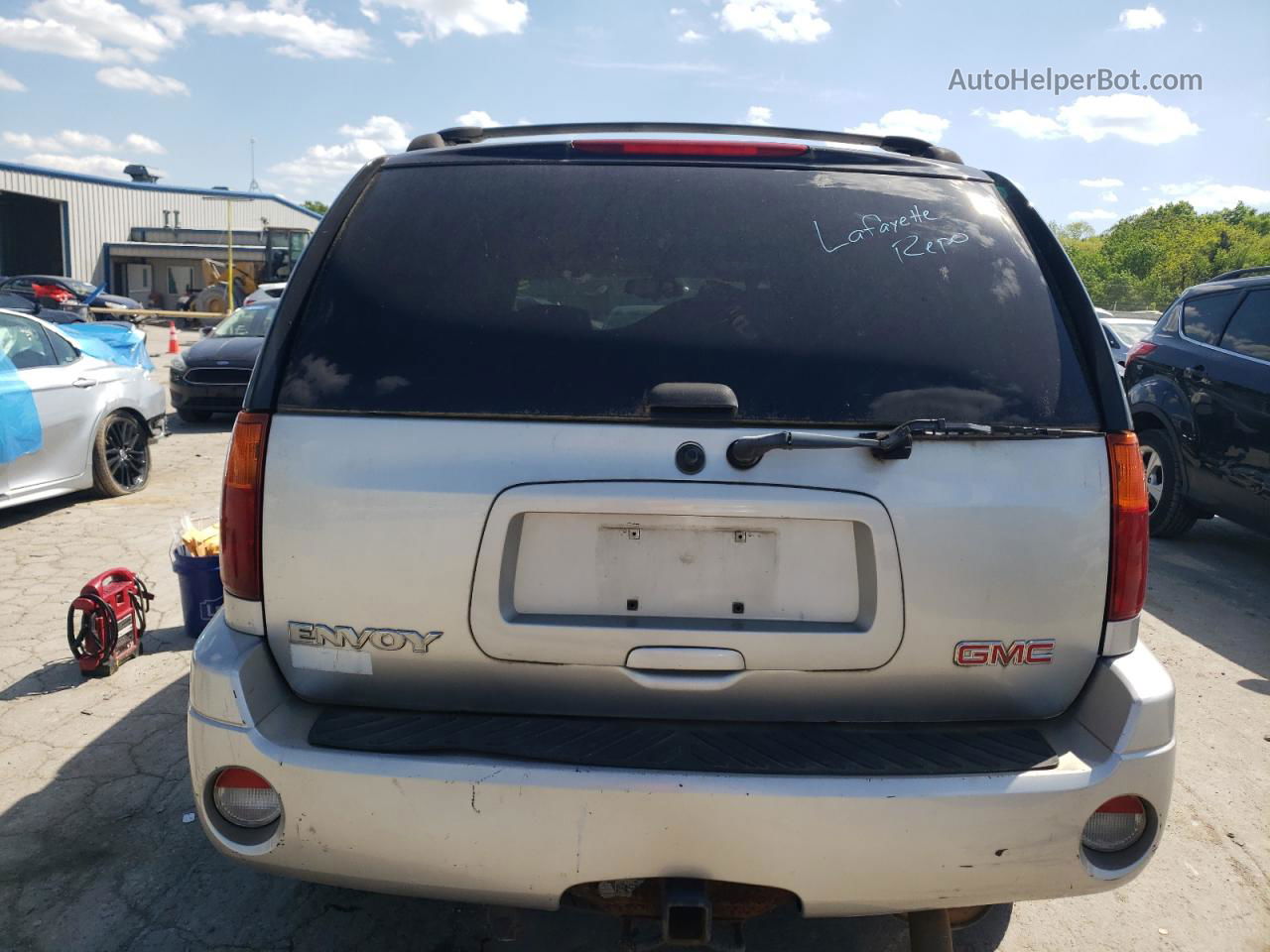 2005 Gmc Envoy  Silver vin: 1GKDT13S752317916