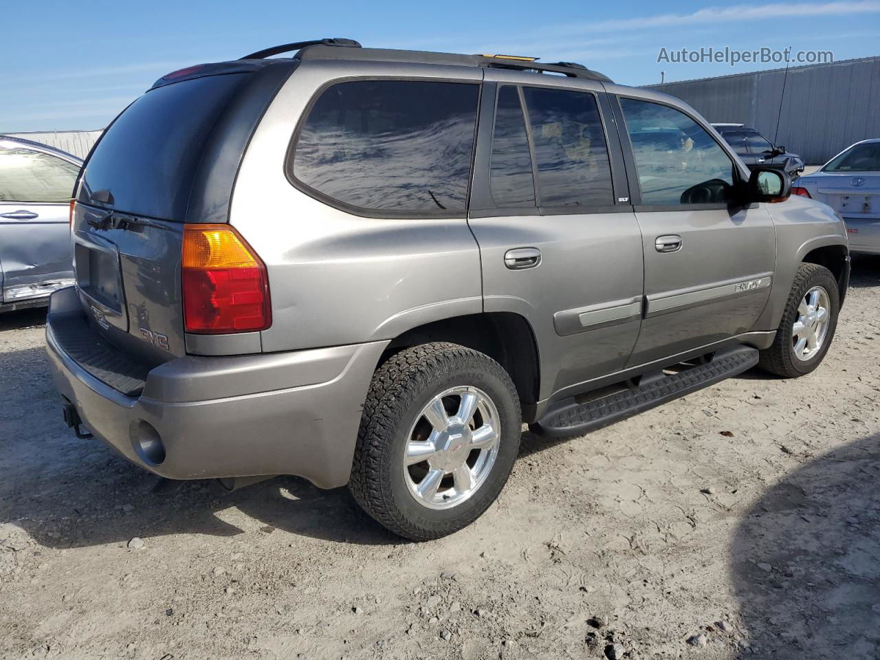 2005 Gmc Envoy  Gold vin: 1GKDT13S852208025