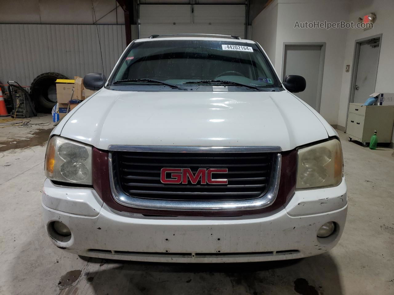 2004 Gmc Envoy  White vin: 1GKDT13SX42165239