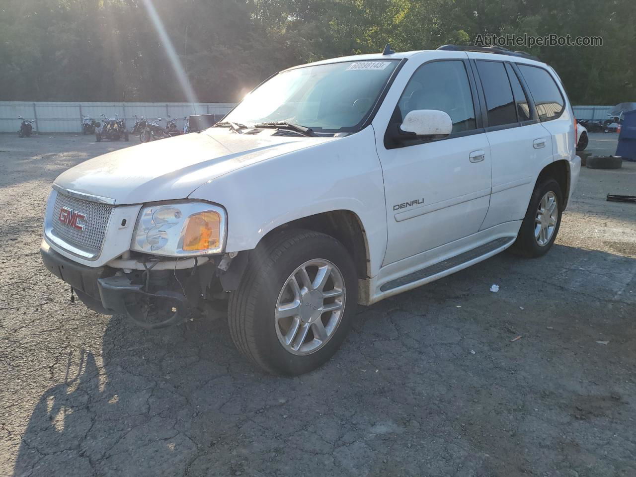 2008 Gmc Envoy Denali White vin: 1GKES63M982166295