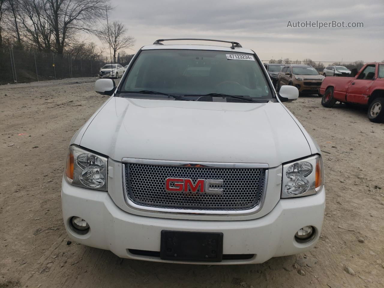 2008 Gmc Envoy Denali White vin: 1GKET63M682172973