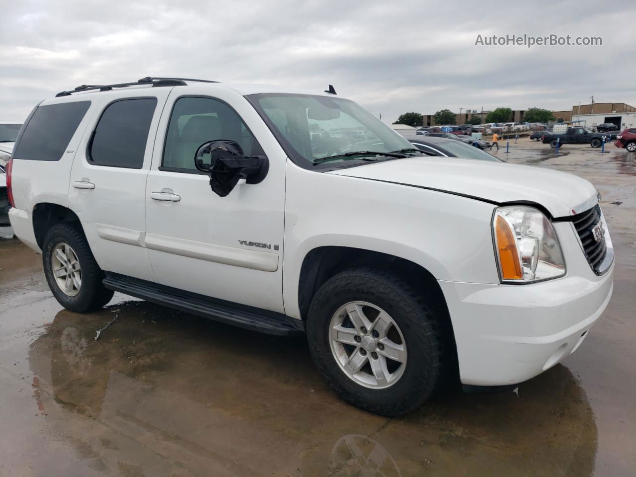 2007 Gmc Yukon  White vin: 1GKFC13017R134495