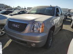 2007 Gmc Yukon  Silver vin: 1GKFC13077J131759