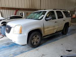 2007 Gmc Yukon  White vin: 1GKFC13C07J243121