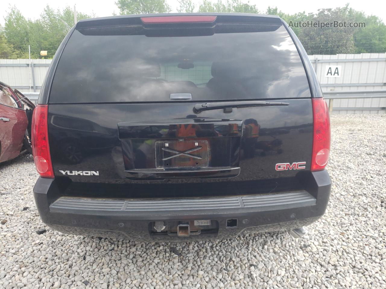 2007 Gmc Yukon  Black vin: 1GKFC13J37R383423