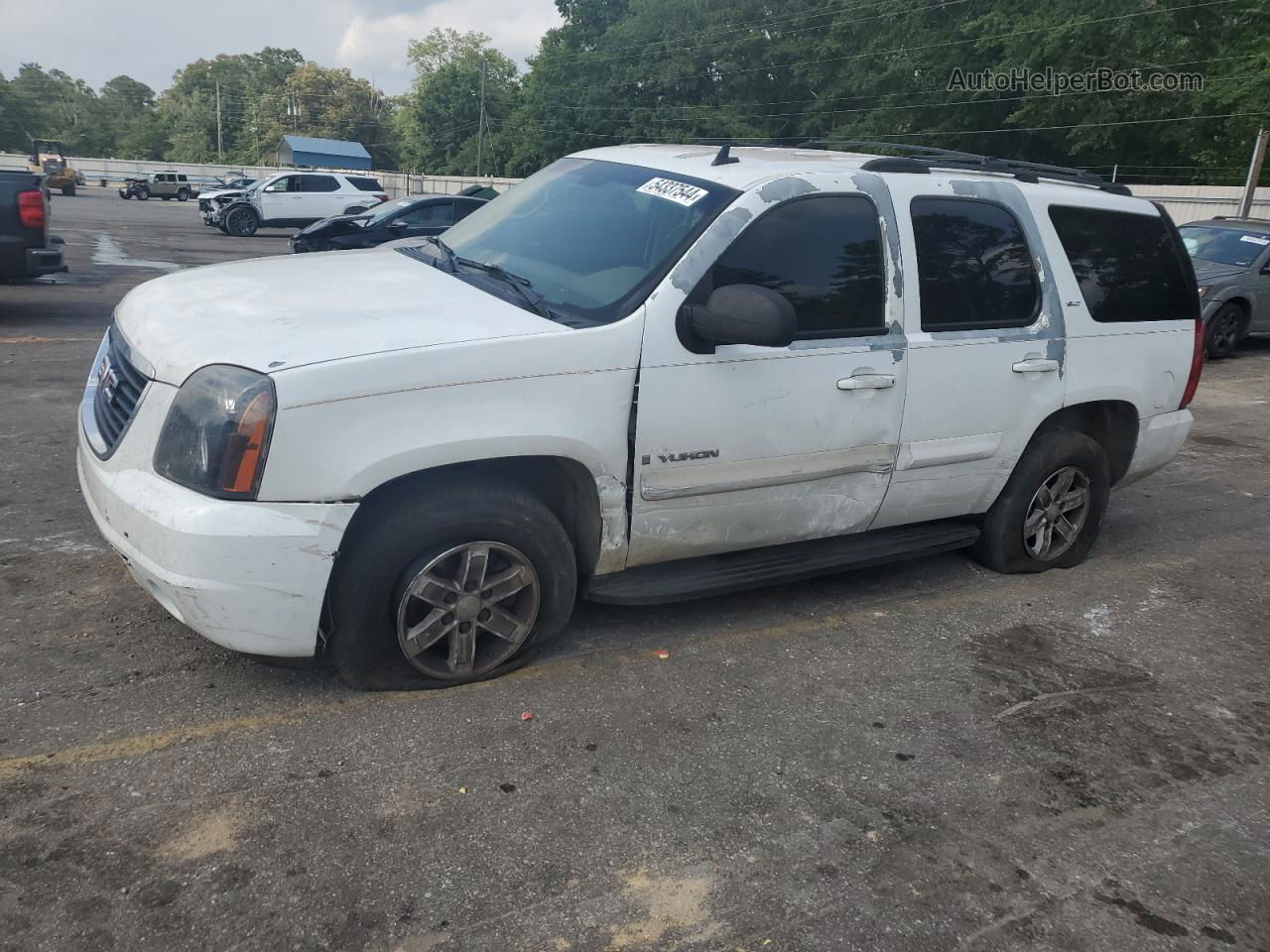 2007 Gmc Yukon  White vin: 1GKFC13J47J107427