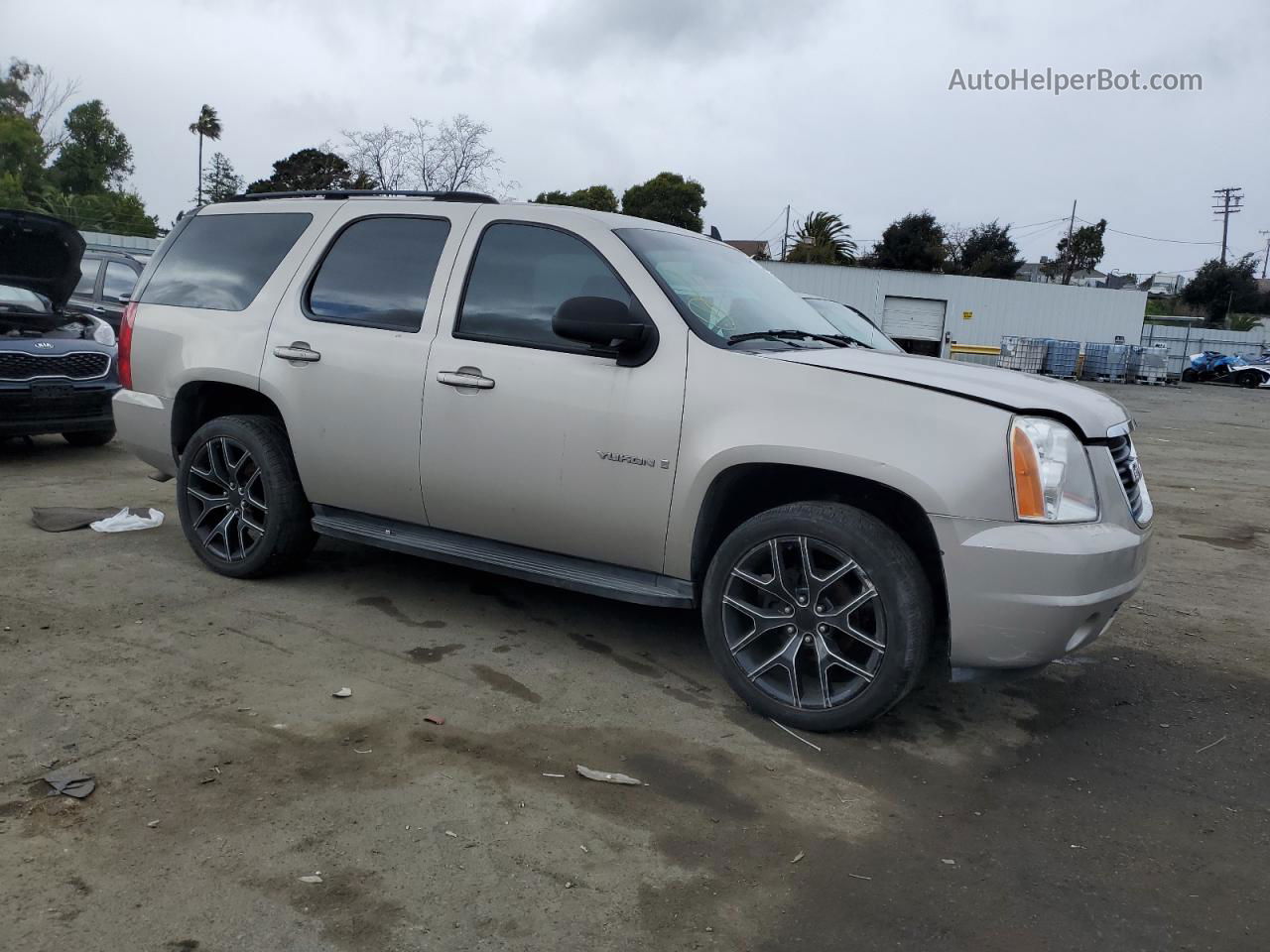 2007 Gmc Yukon  Желто-коричневый vin: 1GKFC13J47R239640