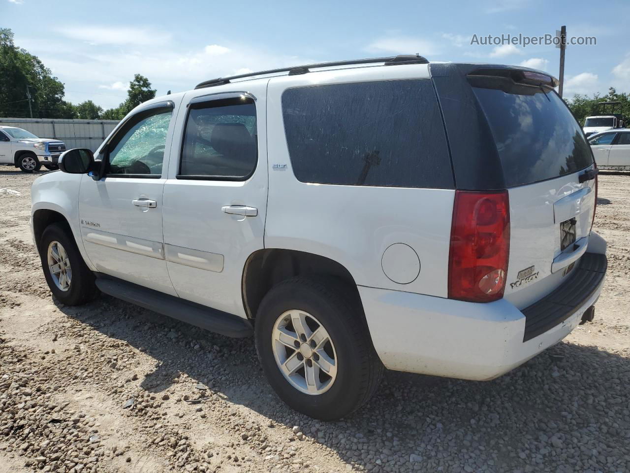 2007 Gmc Yukon  White vin: 1GKFC13JX7J106007