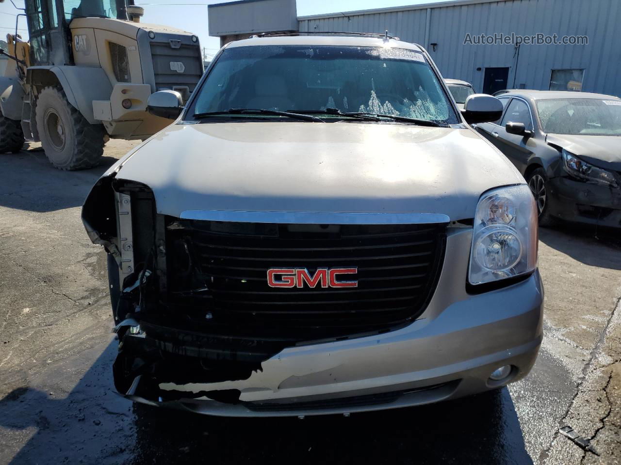 2007 Gmc Yukon  Silver vin: 1GKFC13JX7J136916