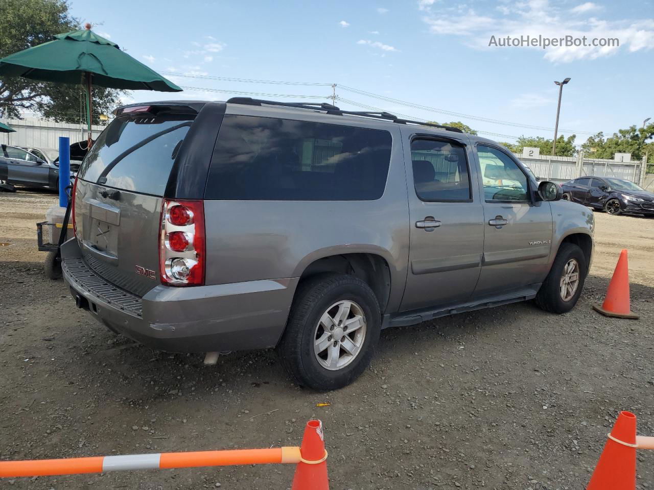 2007 Gmc Yukon Xl C1500 Gold vin: 1GKFC16007J179275