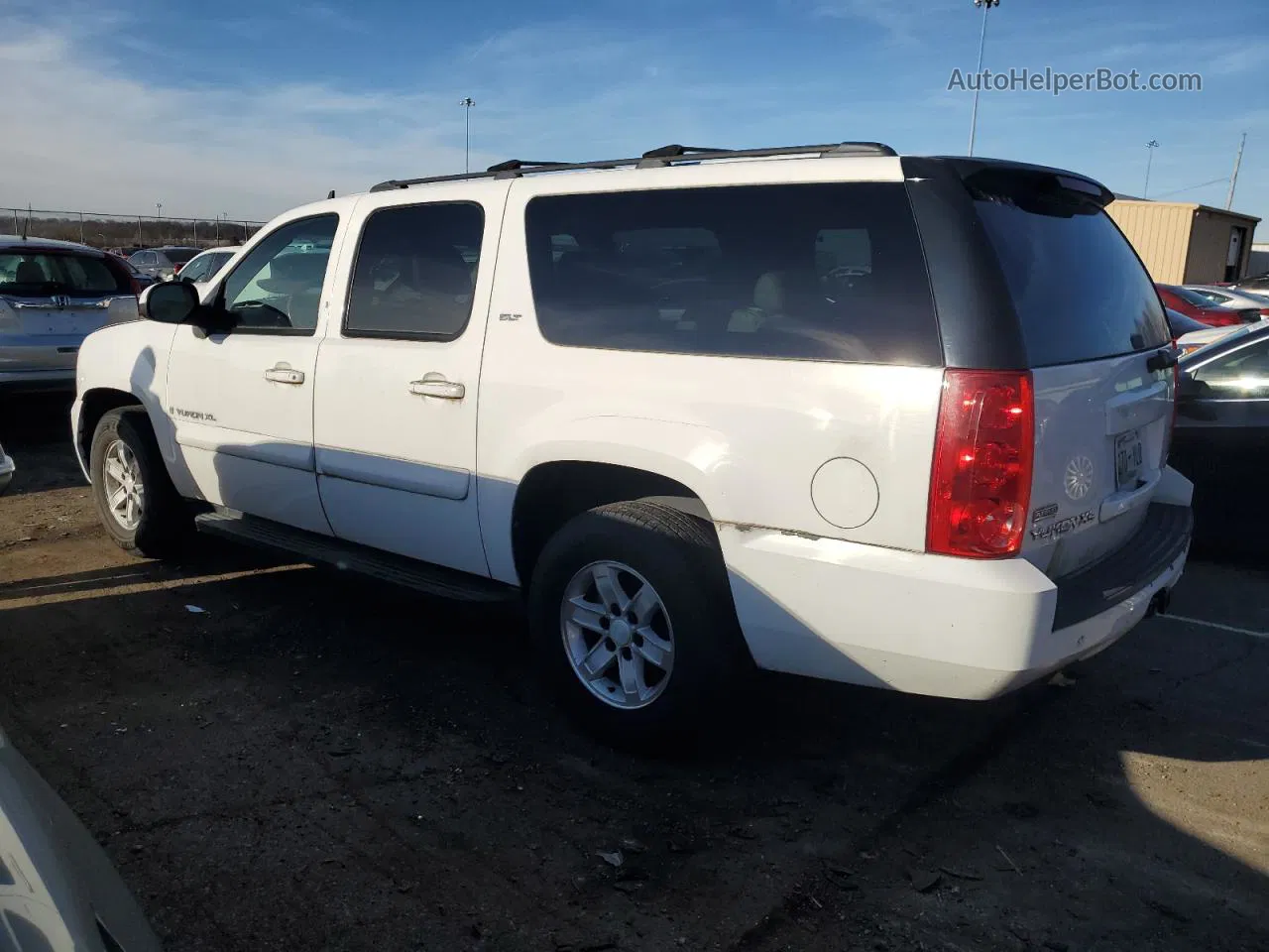 2007 Gmc Yukon Xl C1500 Белый vin: 1GKFC160X7R381610