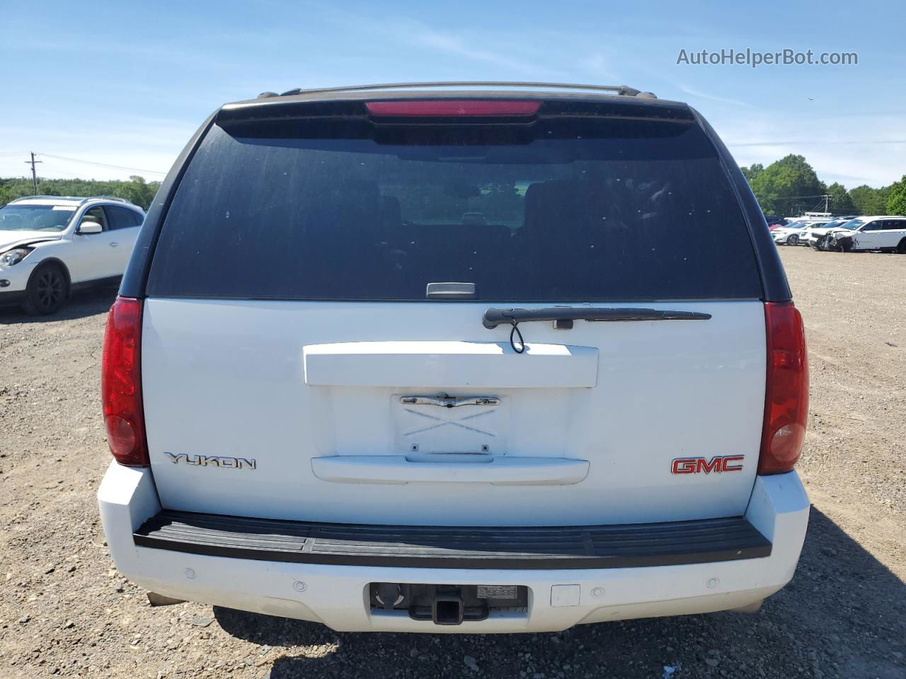 2007 Gmc Yukon  White vin: 1GKFK13017J130190