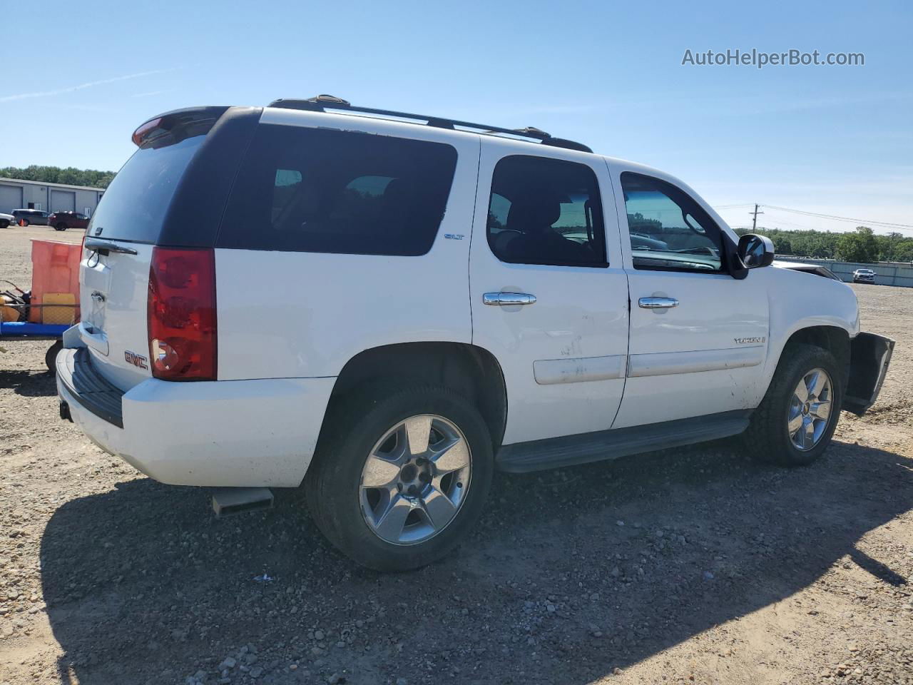 2007 Gmc Yukon  White vin: 1GKFK13017J130190