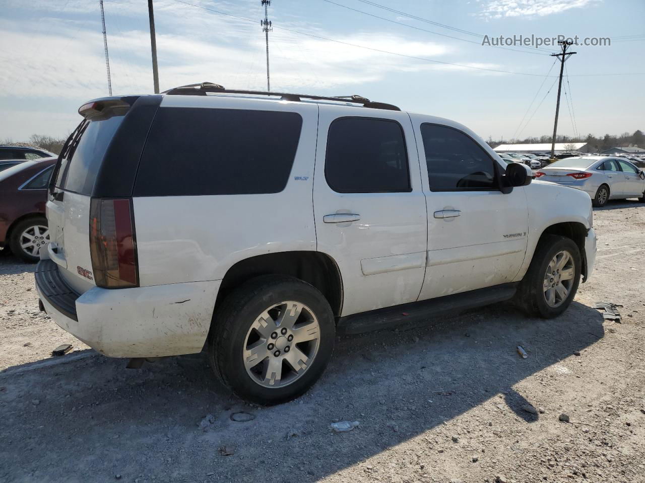 2007 Gmc Yukon  White vin: 1GKFK13017R238780